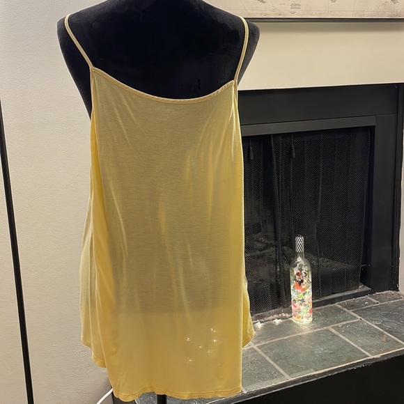 Loft Yellow tank - Picture 9 of 16